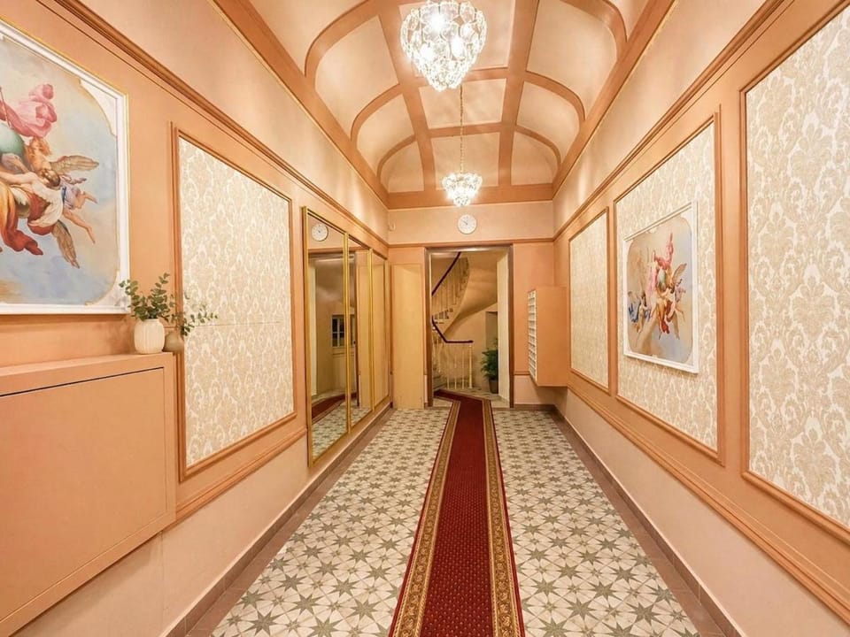 Cozy Central Prague Apartment , Walk to Old Town Apartment in Prague