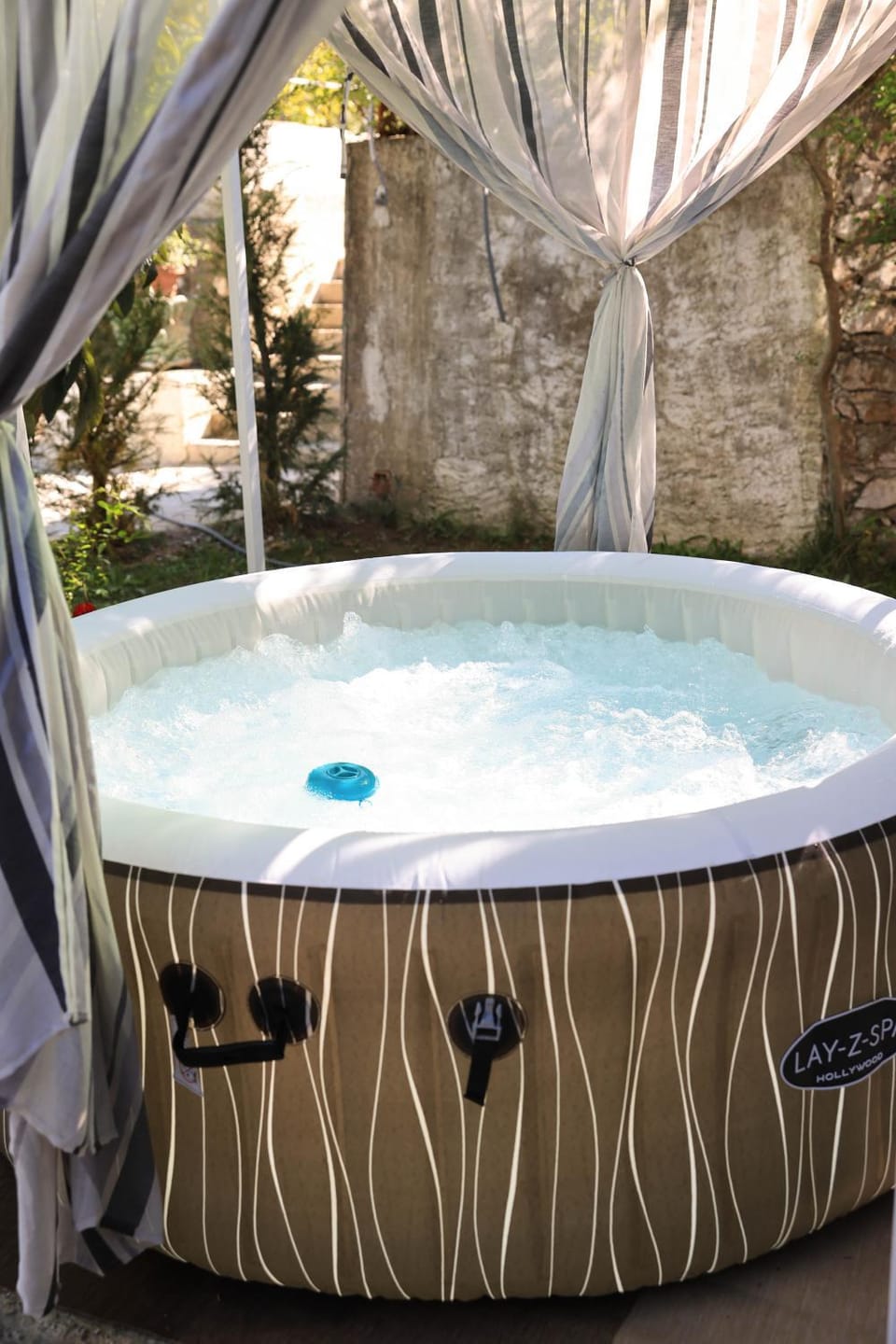 Natural landscape, Hot Tub