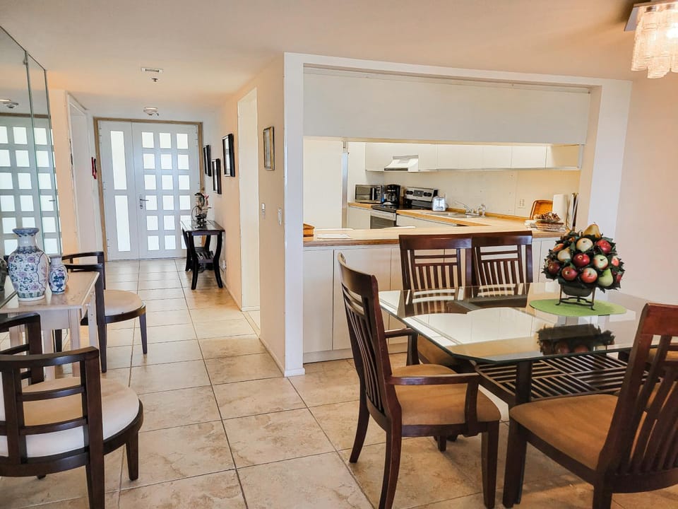 Beachplace 5 402 by FVC Apartment in Longboat Key