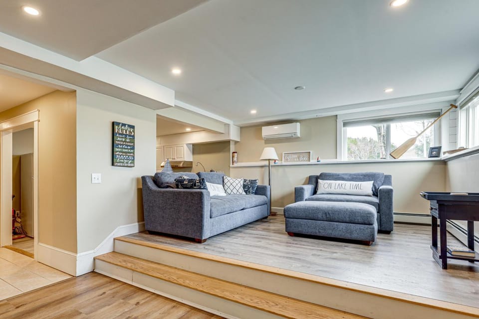 Beachfront Bliss on Newfound Lake! Bristol Condo House in Newfound Lake