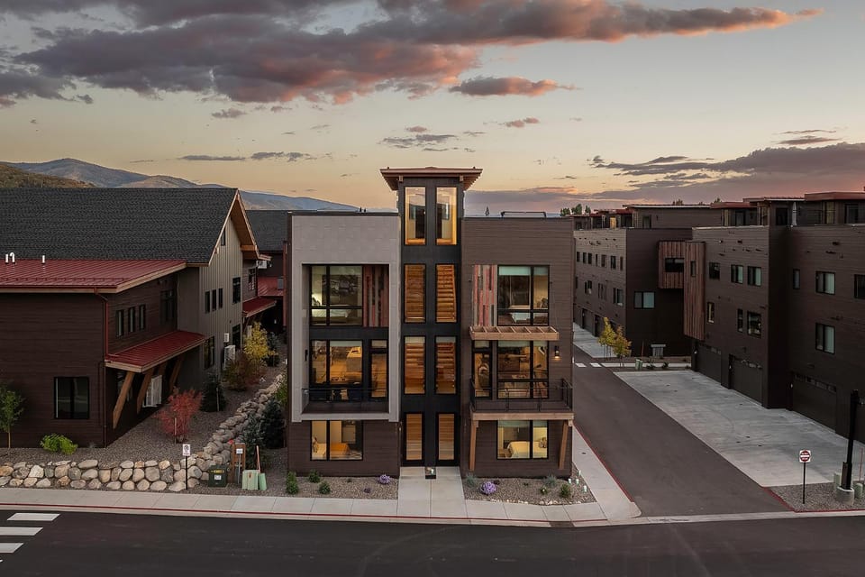 US1113 - Urban Street House in Steamboat Springs