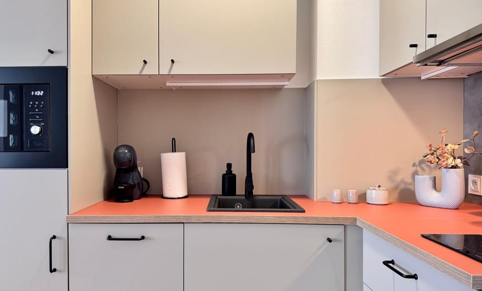 Bathroom, Coffee/tea facilities, Kitchen or kitchenette, Beach, dishwasher, microwave, pet friendly, stove