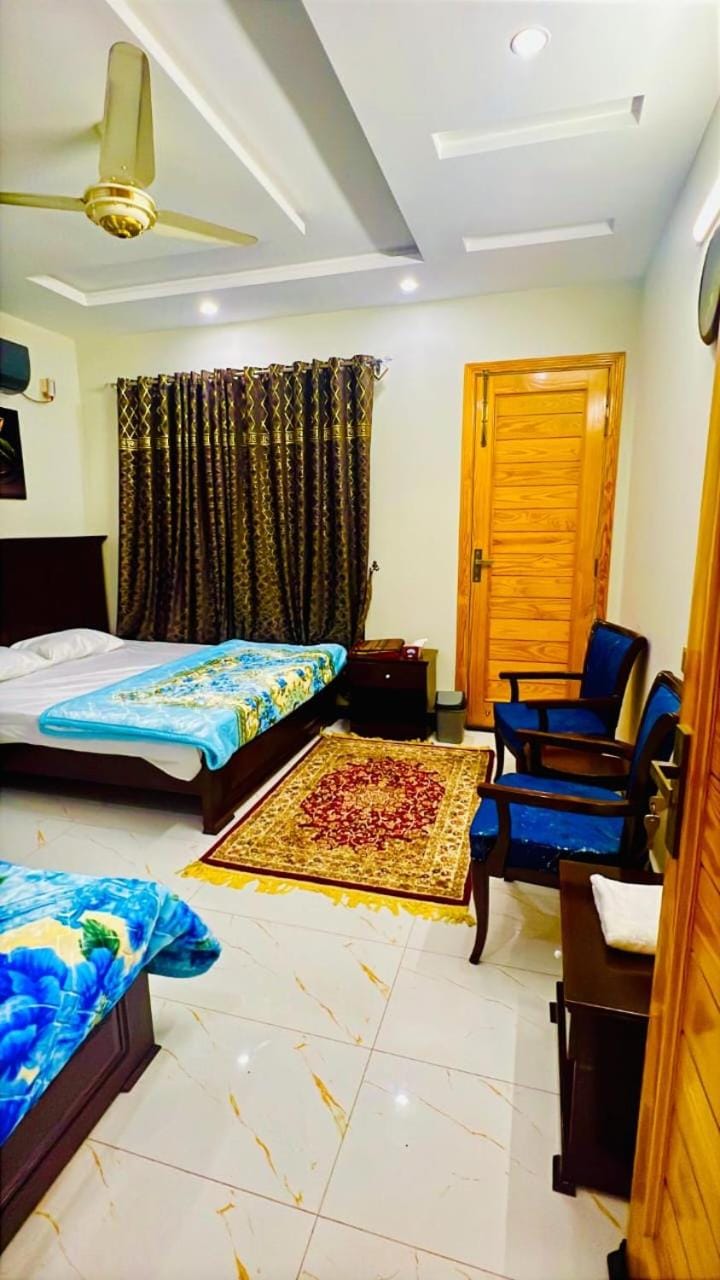 Comfort Zone Guest House Bed and Breakfast in Islamabad