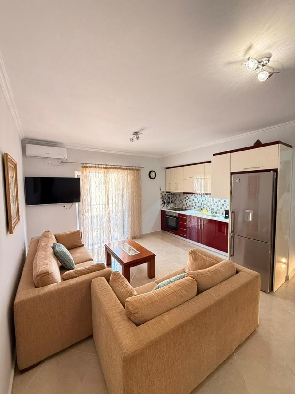 TV and multimedia, Living room, Seating area, oven