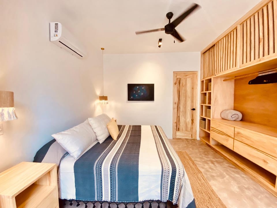 Bed, Bedroom, wardrobe