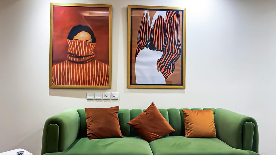 Living room, Decorative detail, Seating area