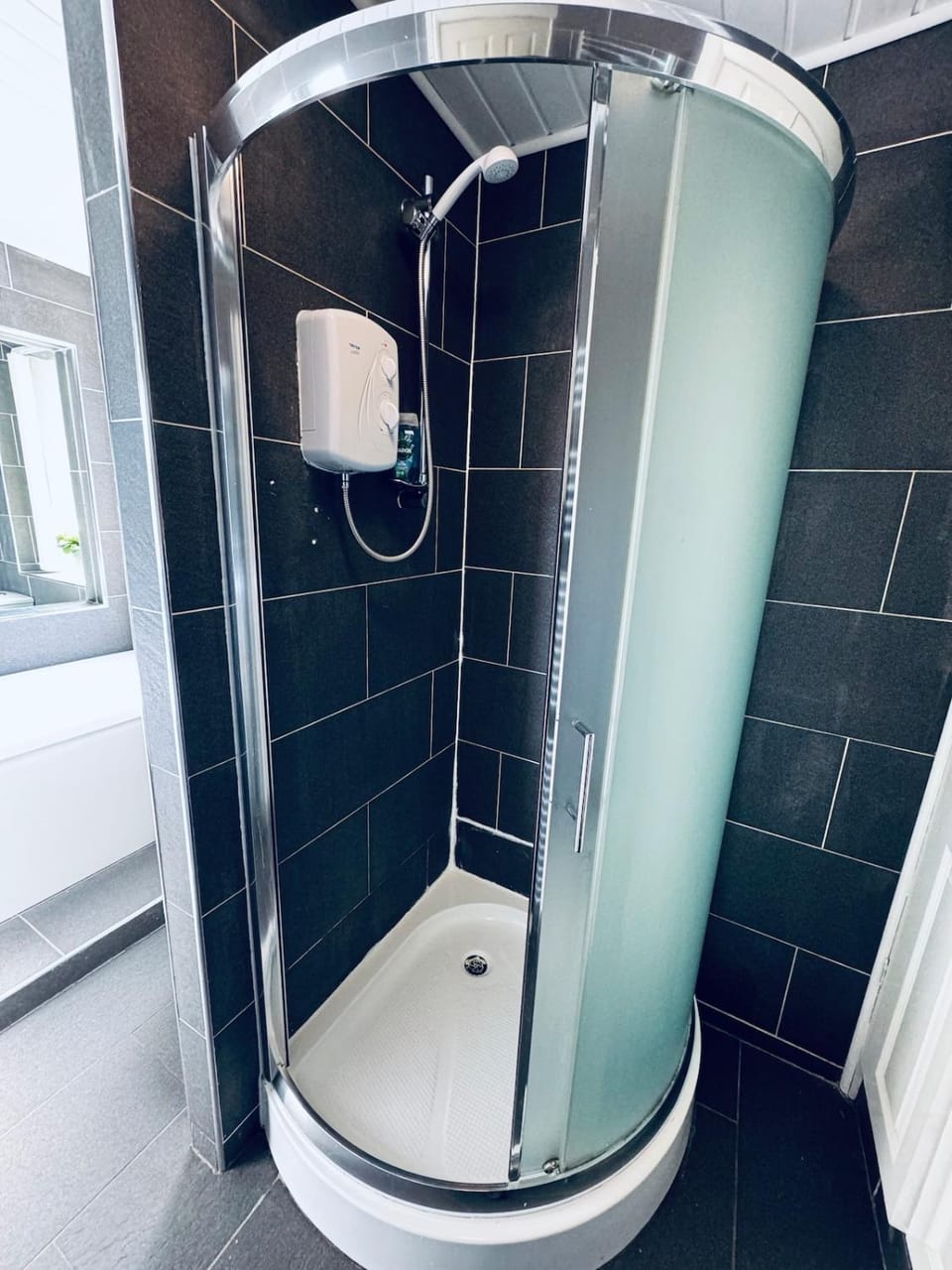 Woodman House - 7 Bedrooms - Sleeps 14 Apartment in Copeland District