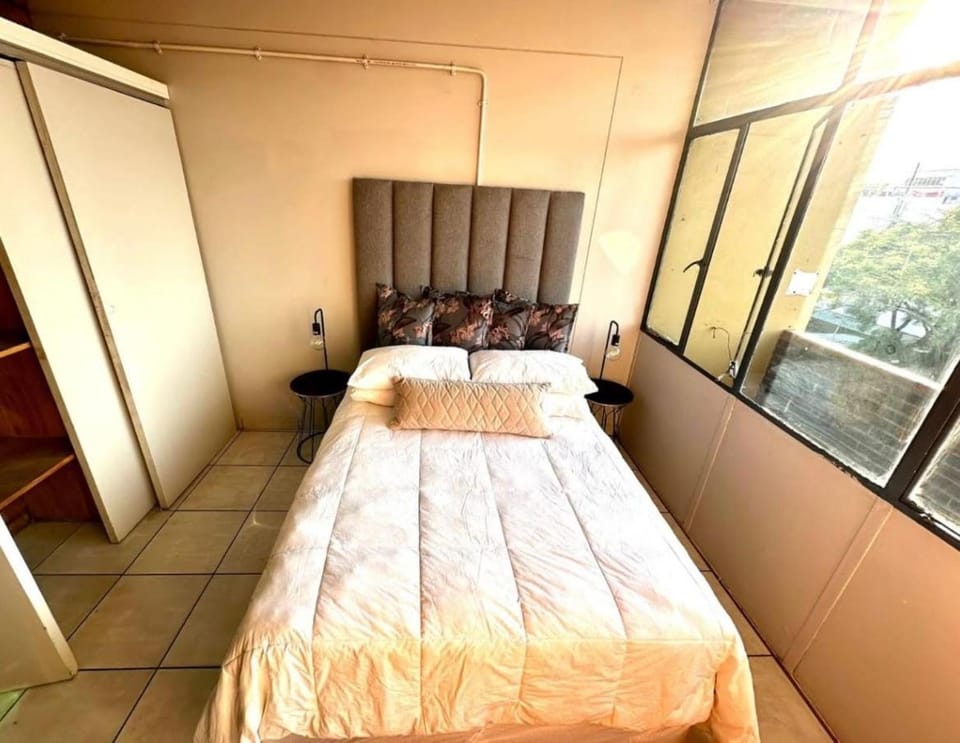 Tulisa Park Apartment in Gauteng