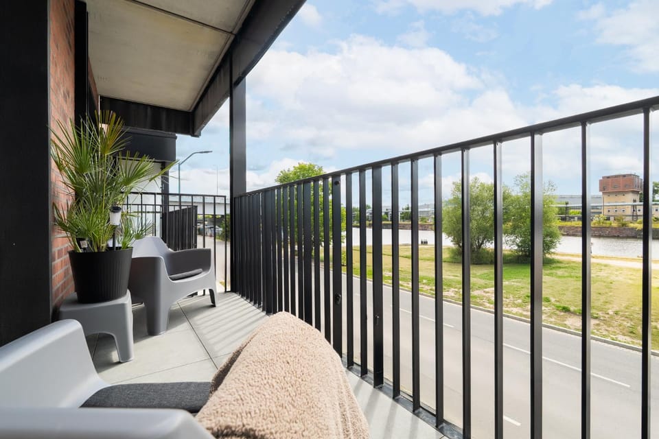 Property building, Day, View (from property/room), Balcony/Terrace, Seating area