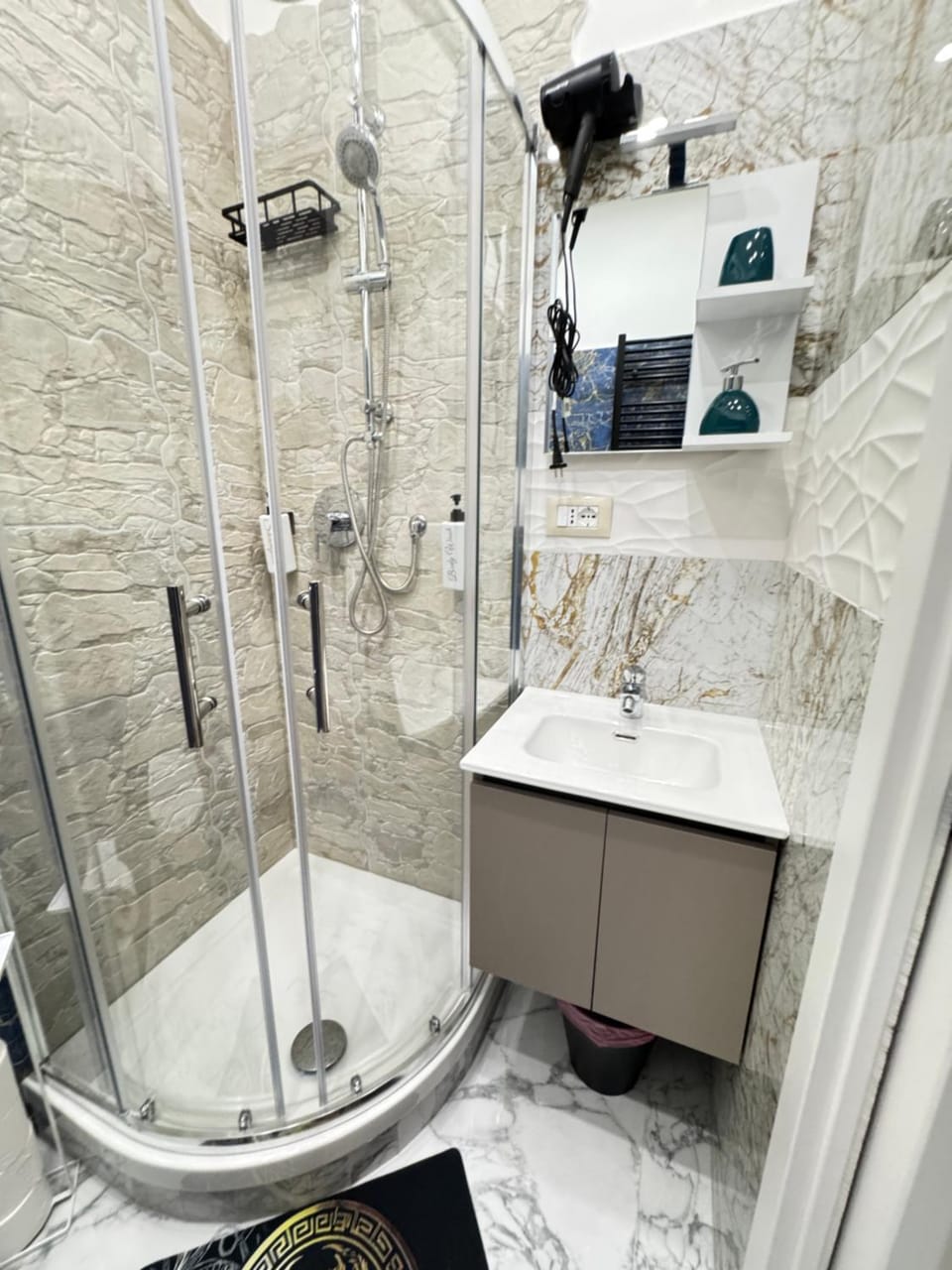 Bathroom, Bedroom