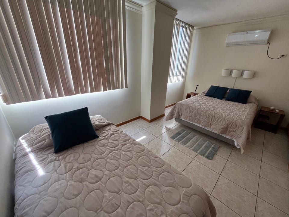 Bed, Photo of the whole room, Bedroom, air conditioner