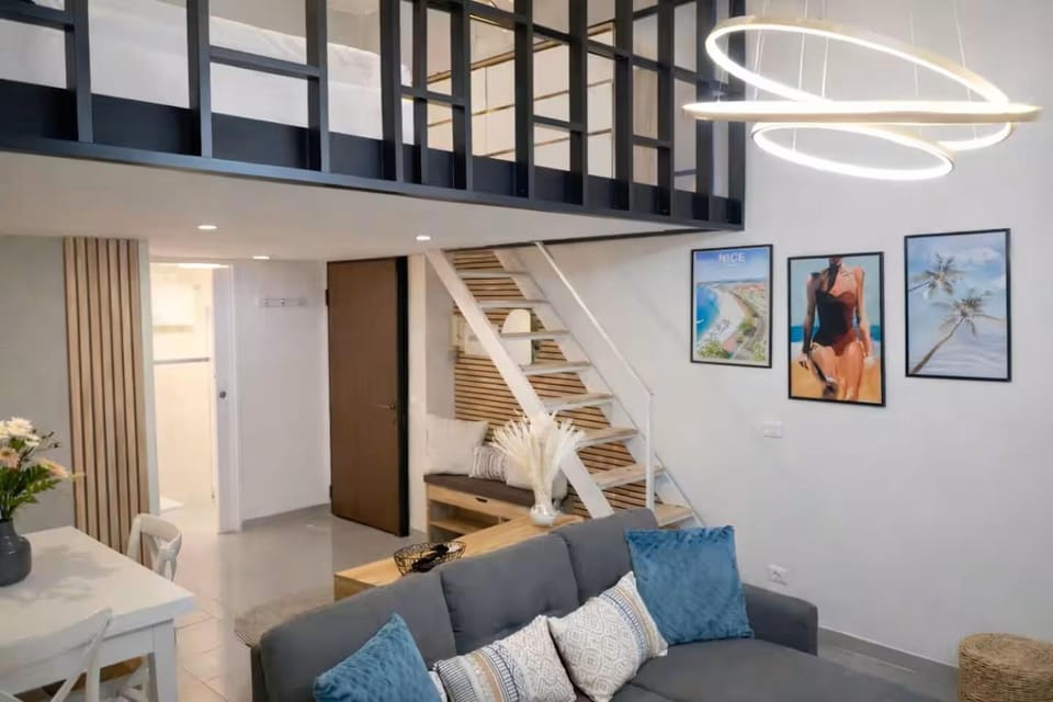 Living room, Photo of the whole room, Bedroom