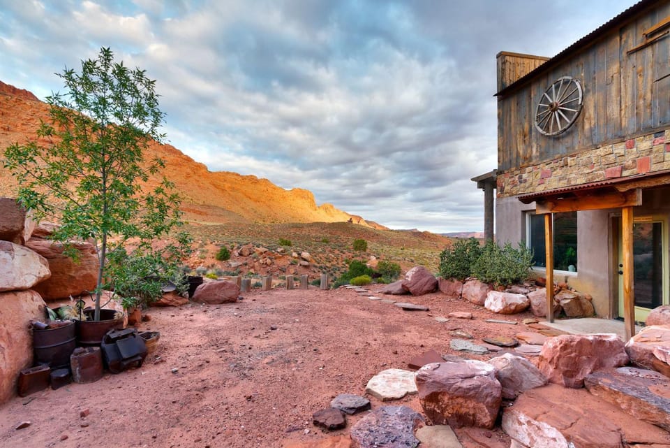 Robbers Lair Hideout at the Rim Apartment in Utah