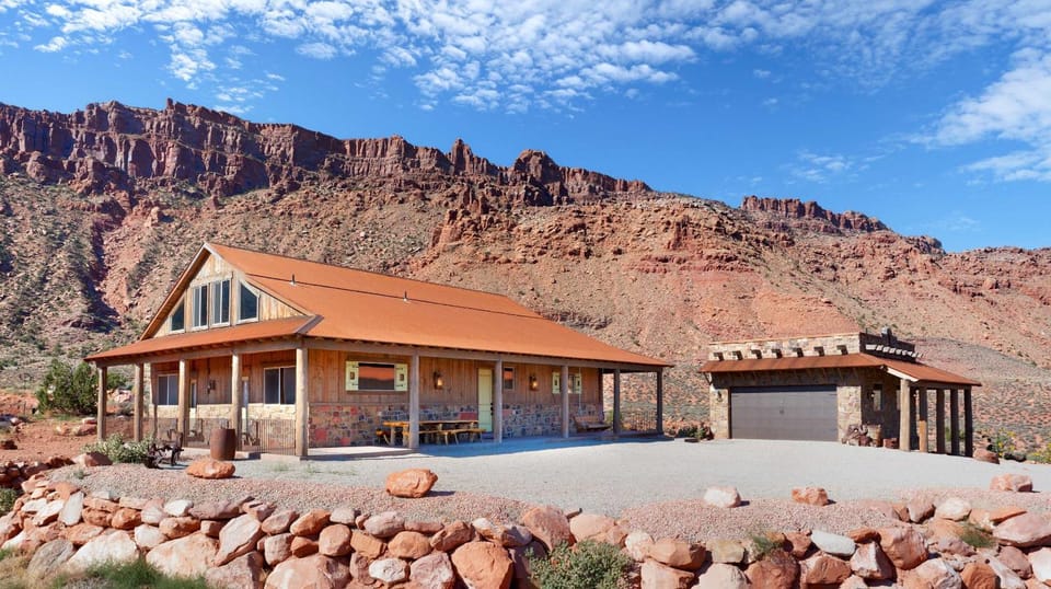 Robbers Lair Hideout at the Rim Apartment in Utah