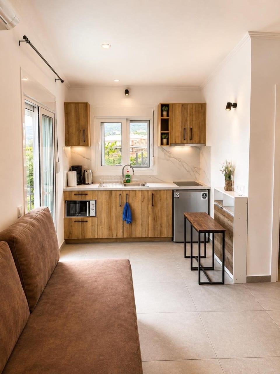 Panagiotis' Seaside Apartment, Giorgos`House Apartment in Messenia