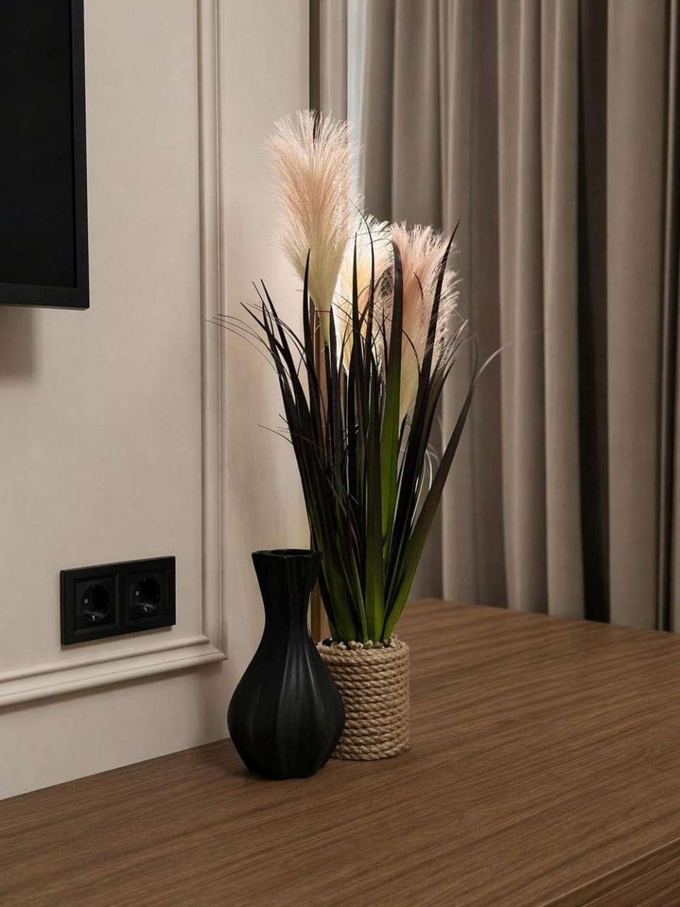 TV and multimedia, heating, internet