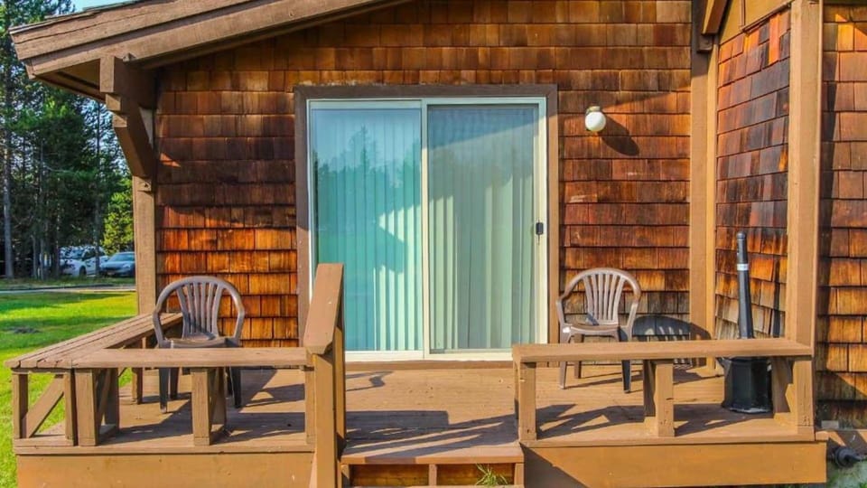 Timbers at Island Park Village Resort 2BR Condo Apartment in Island Park