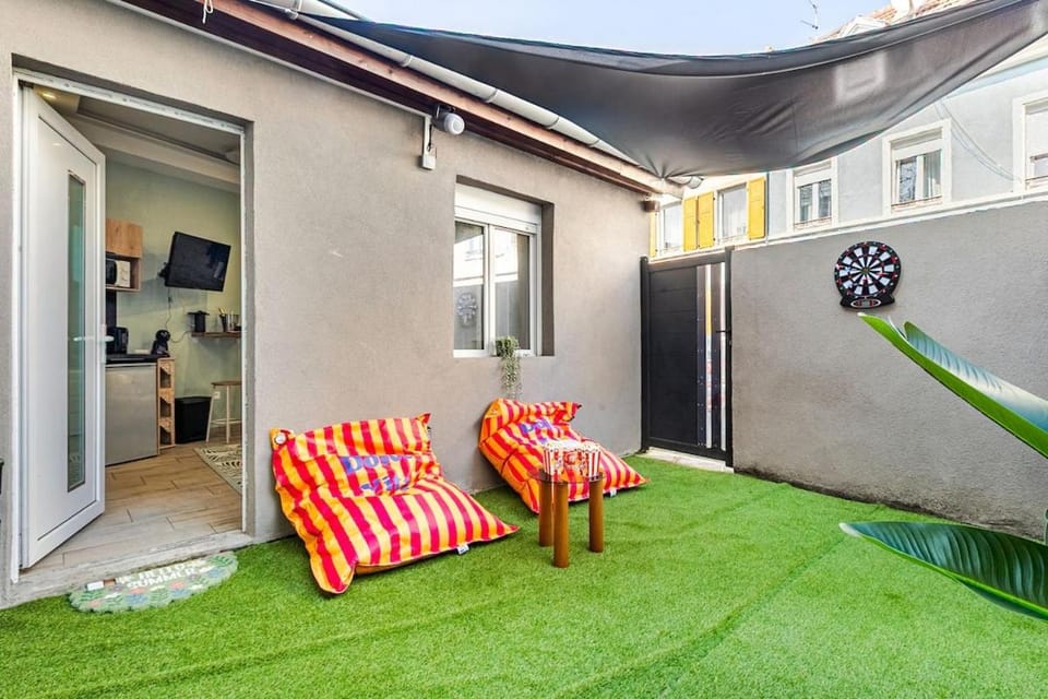 La Jungle Secrète Spa et cinéma en plein air Apartment in Mulhouse