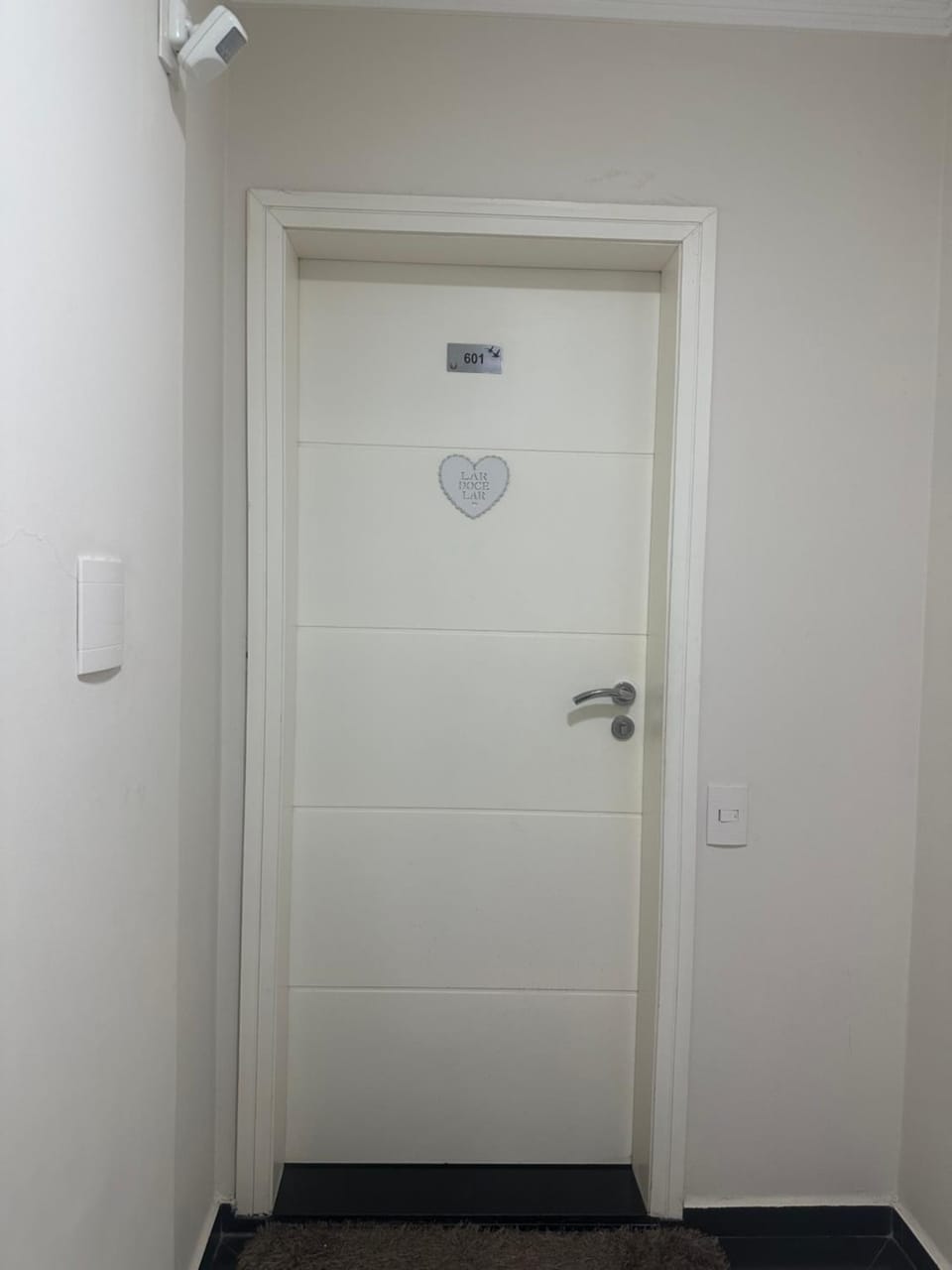 Apartamento de dois quartos, na Avenida Brasil, em Balneário Camboriú Apartment in Camboriú