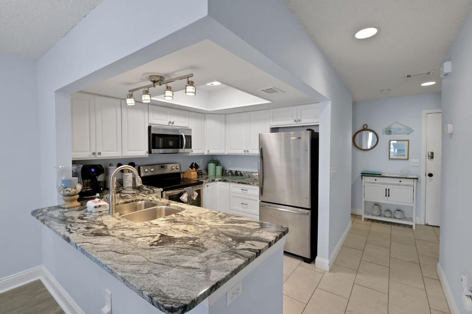 Kitchen or kitchenette, kitchen