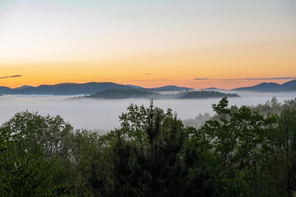Firefly Mountain House in Georgia