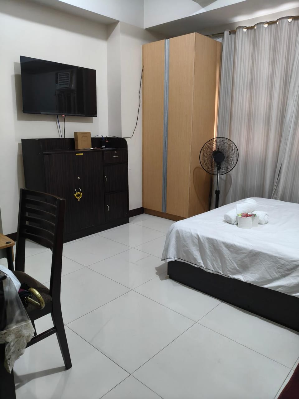M&V Condotel Near NAIA Terminal 3 Apartment in Pasay