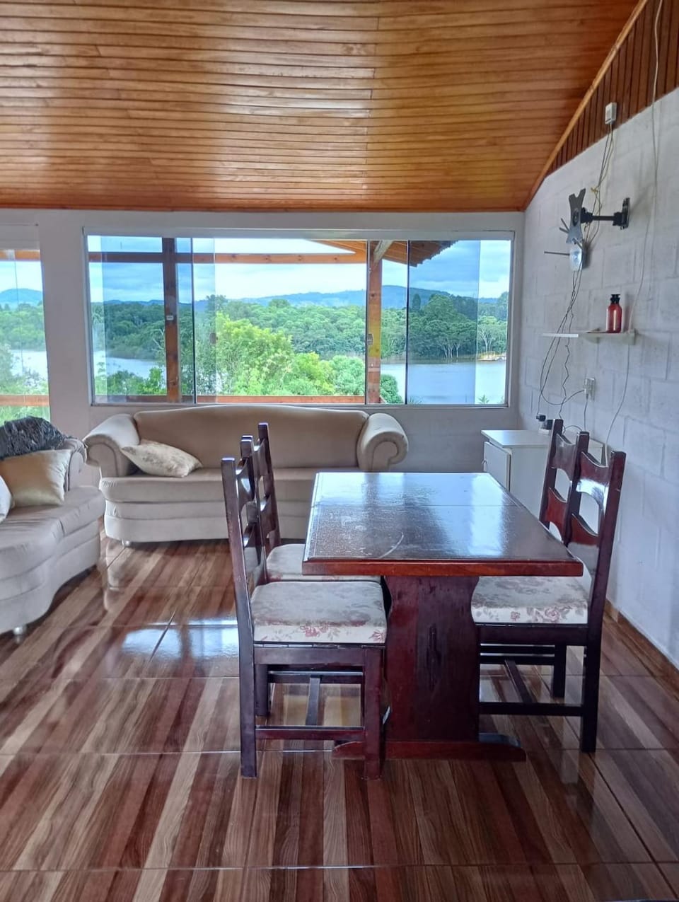 Casa do Lago House in State of Santa Catarina