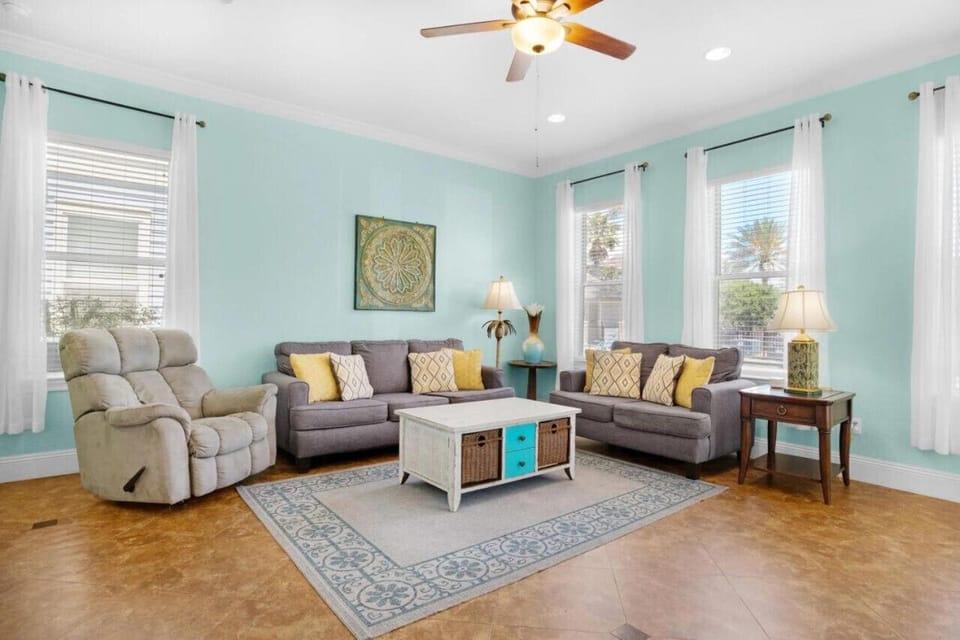 Splish Splash Pet friendly Pool View Country House in Destin