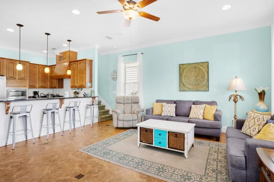Splish Splash Pet friendly Pool View Country House in Destin