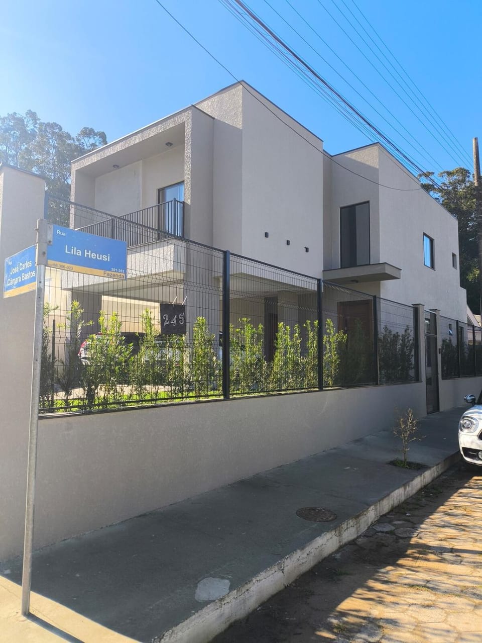 Suíte Queen Impecável Completa e Bem Localizada Apartment in State of Santa Catarina