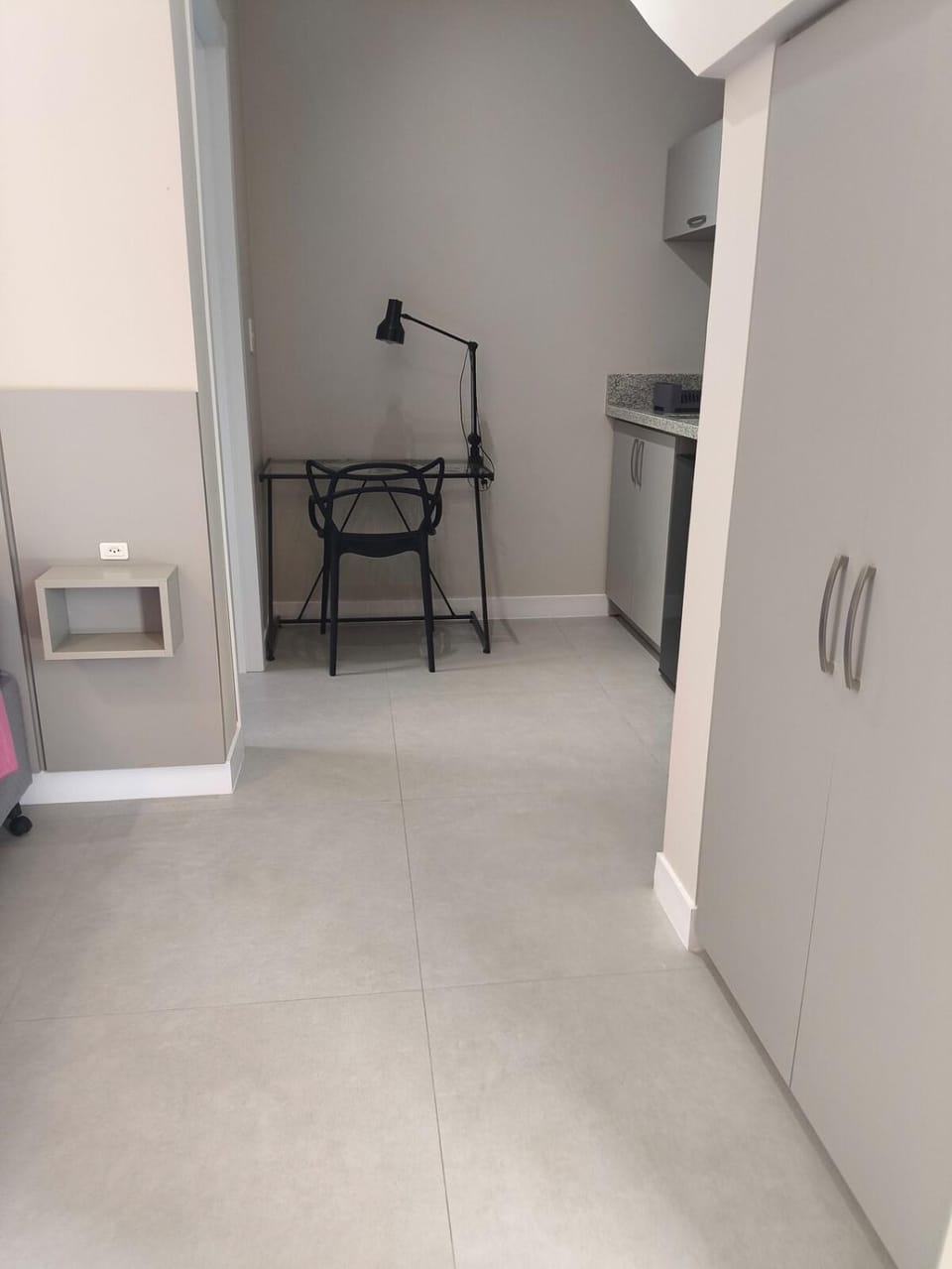 Suíte Queen Impecável Completa e Bem Localizada Apartment in State of Santa Catarina