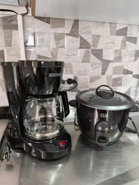 Coffee/tea facilities, Kitchen or kitchenette