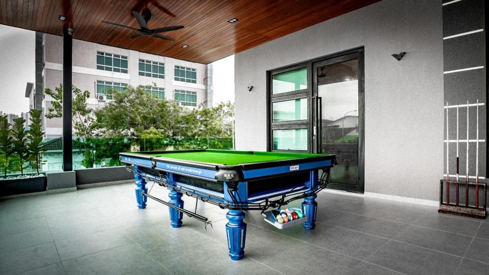 Billiard