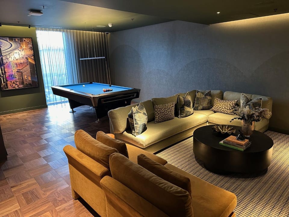 National at King's Cross Apartment in London Borough of Islington