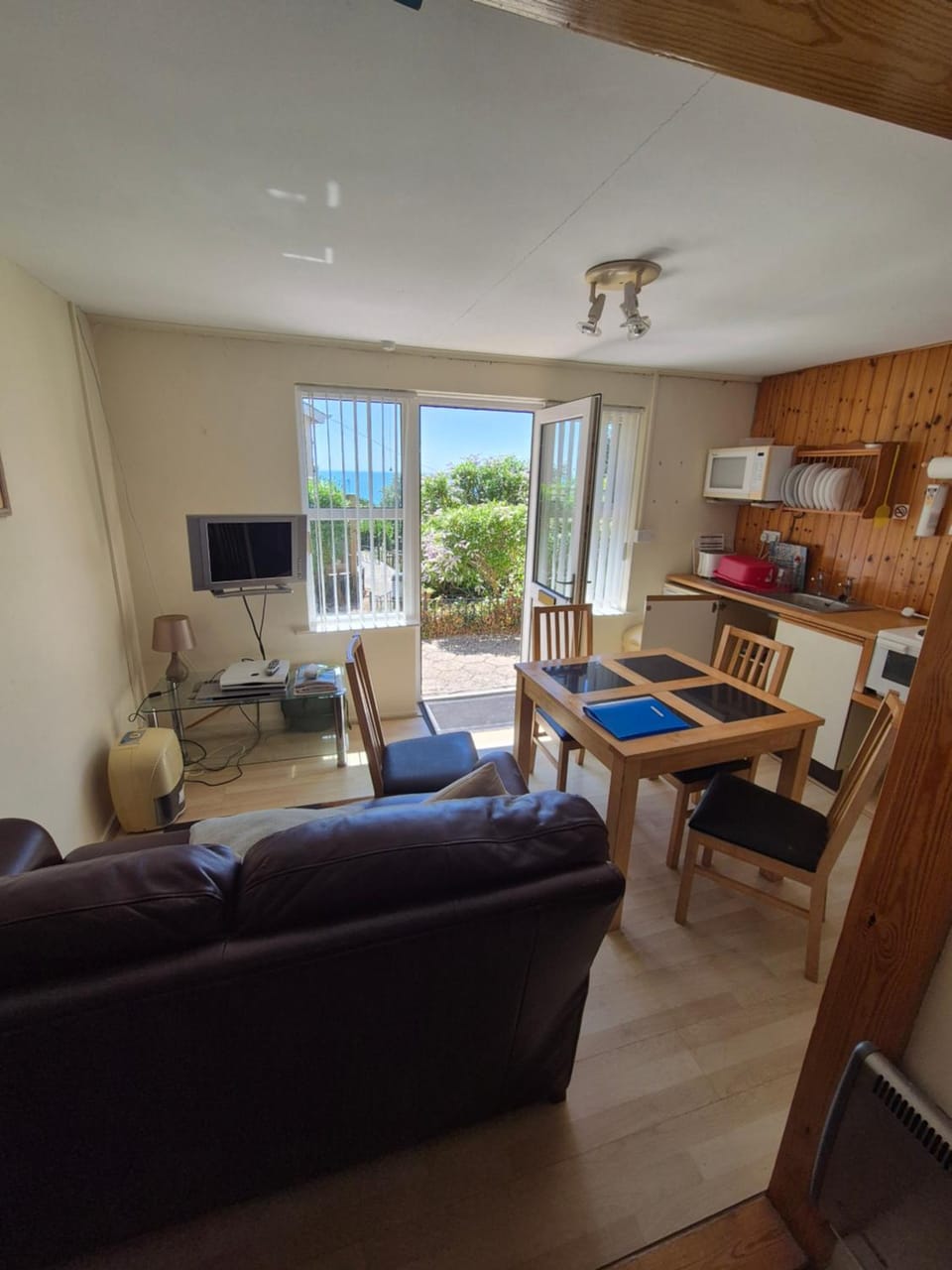 Westcliffe chalets channel view Apartment in England