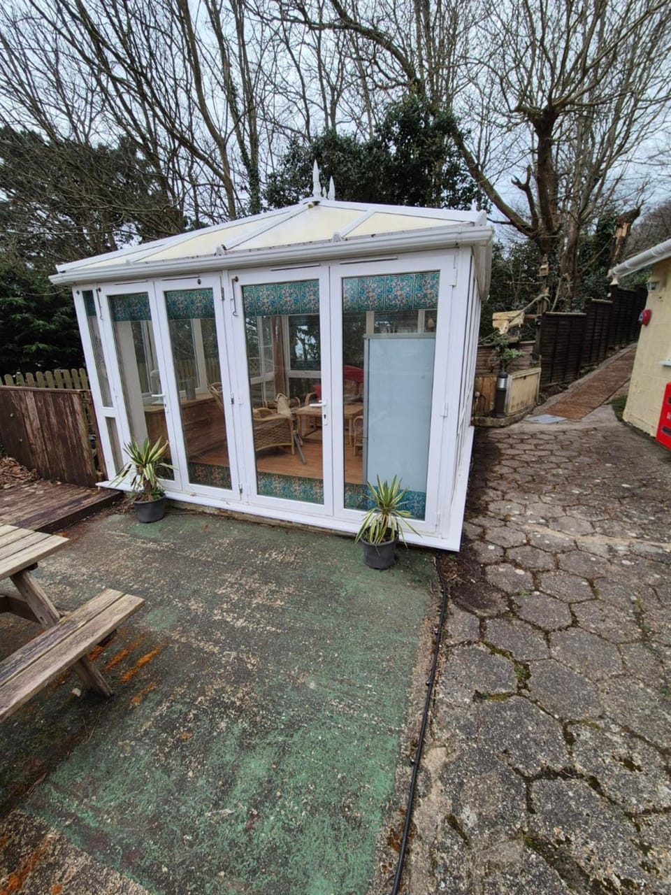 Westcliffe chalets channel view Apartment in England
