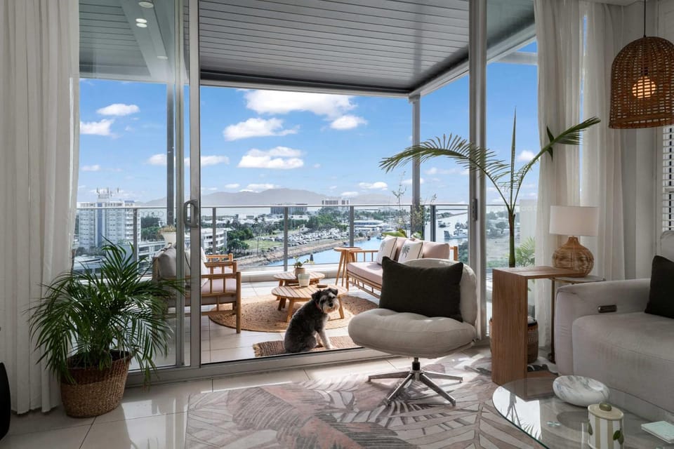 View (from property/room), Balcony/Terrace