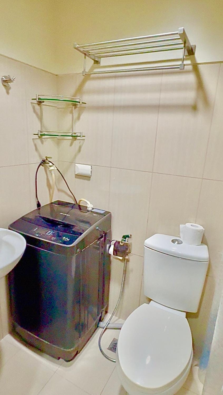 Toilet, Bathroom