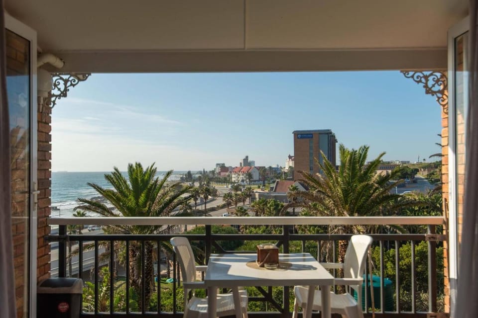 Brookes Hill Bayview Suite Apartment in Port Elizabeth