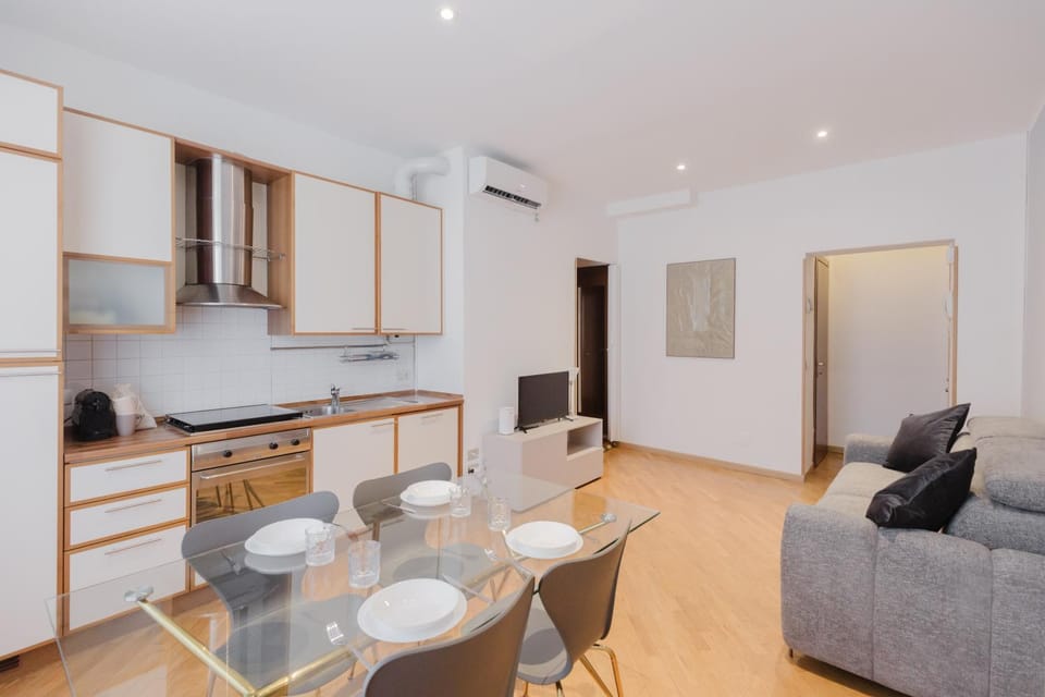 Kitchen or kitchenette, Living room, Seating area, kitchen