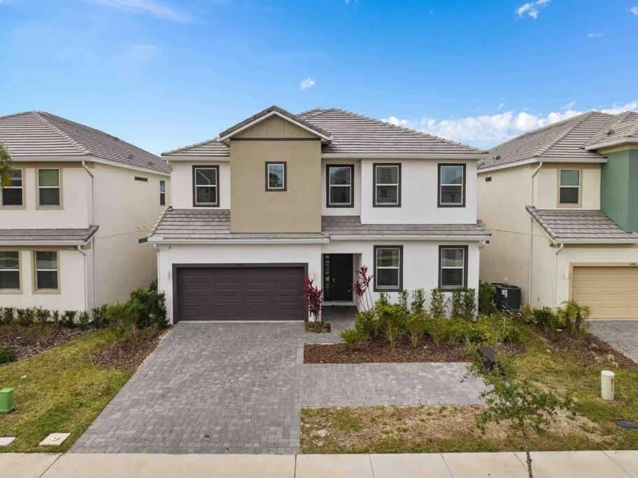 Ultimate Group Mansion 12BR Pool and Disney House in Kissimmee