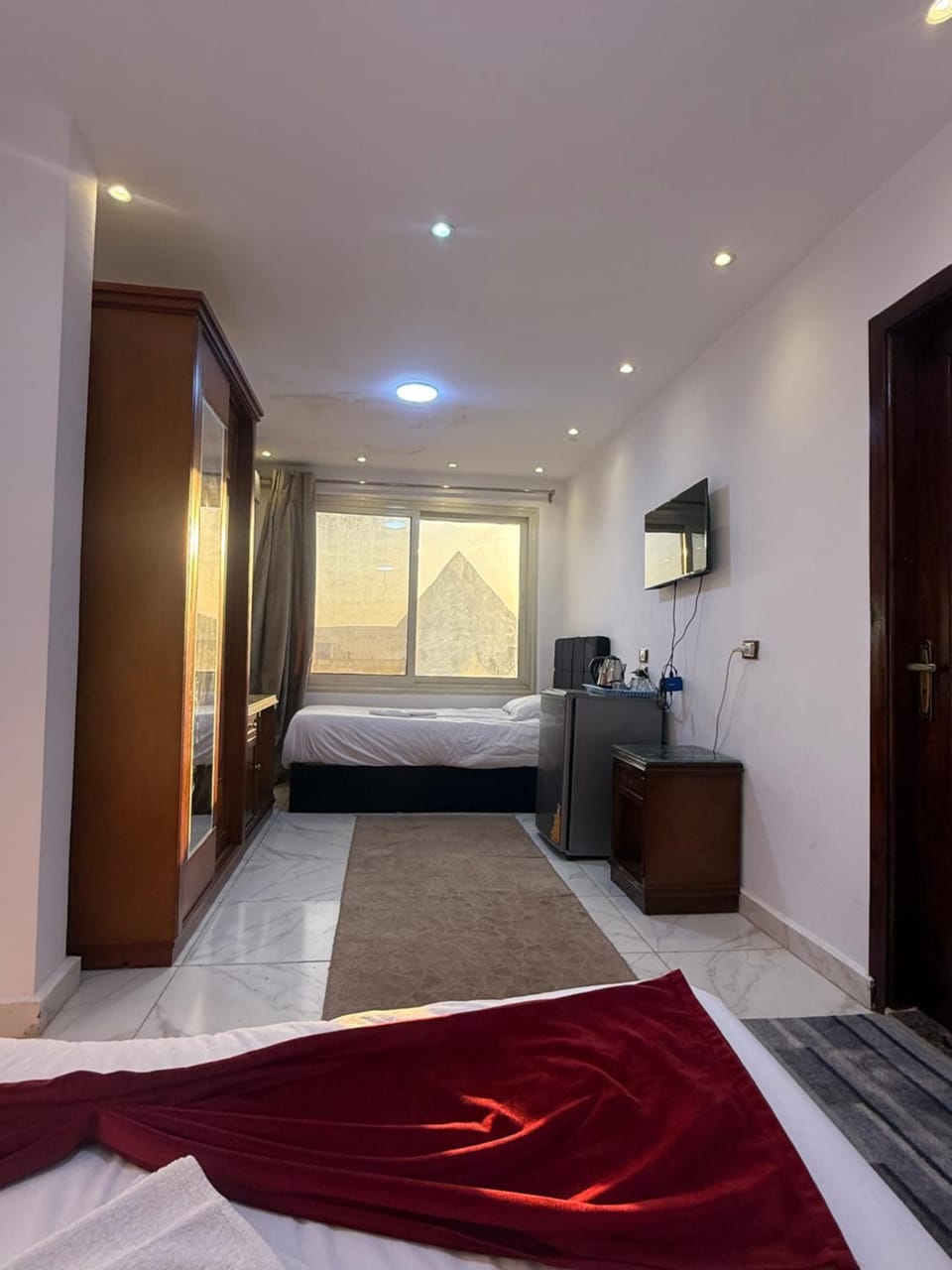Middle east pyramids stay &tours Hotel in Egypt