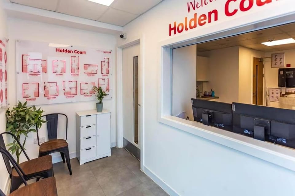 For Students Only Holden Court in Brighton Apartment in Brighton