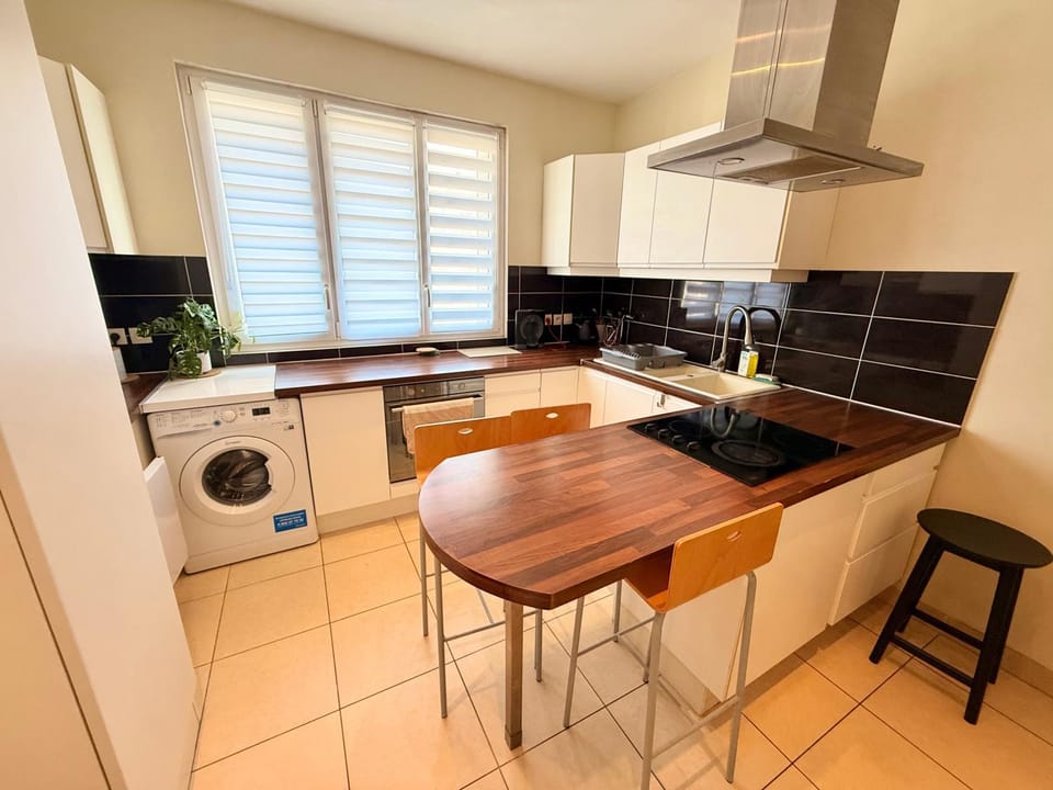 2 chambres T3 cosy Ascenseur Tram au pied Apartment in Grenoble