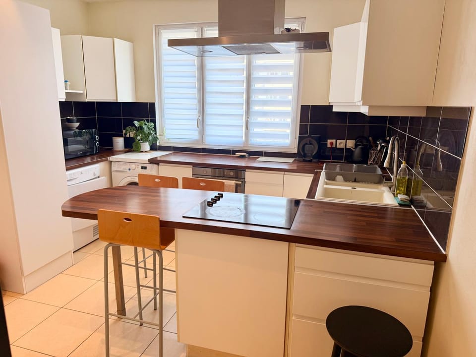 2 chambres T3 cosy Ascenseur Tram au pied Apartment in Grenoble