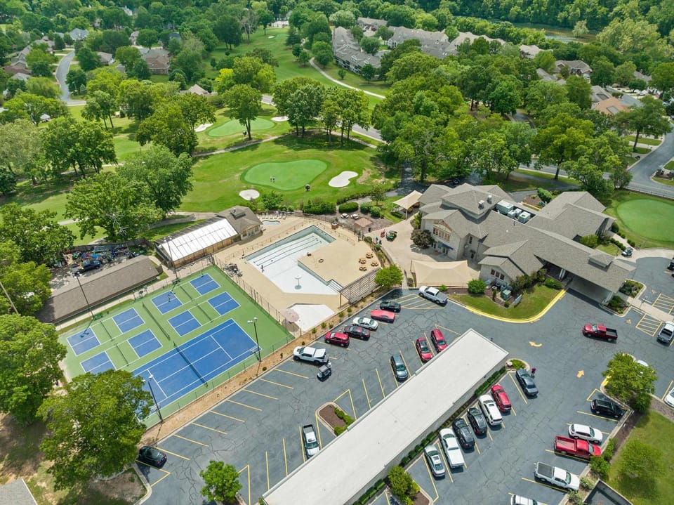 Hole-in-One Hideaway For 4 House in Branson