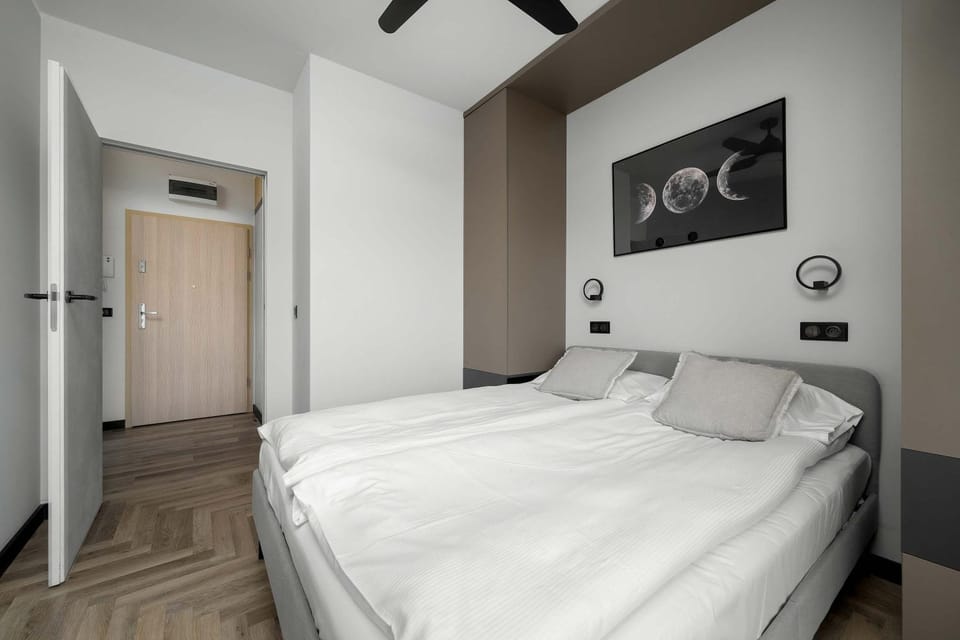 Bed, Photo of the whole room, Bedroom, pet friendly