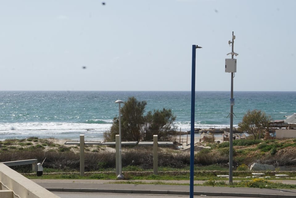 Grand Beach apartment 7 rooms huge terrace Apartment in Haifa District