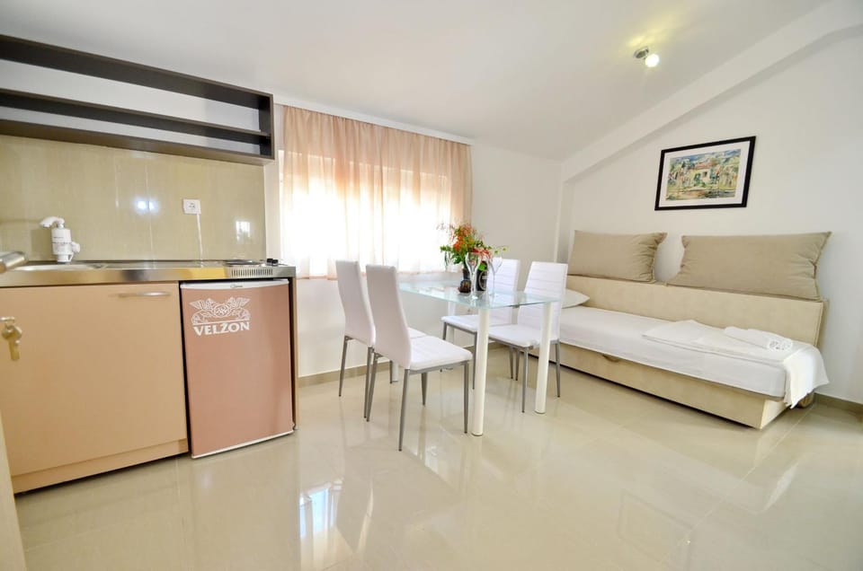 Villa Velzon Lux Apartment in Budva