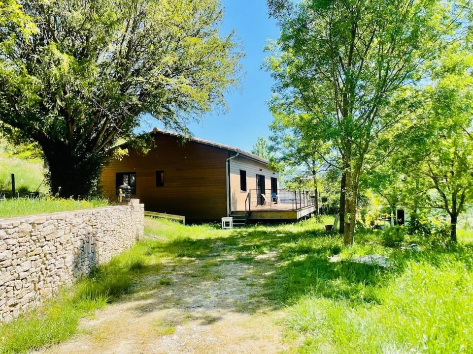 Property building, Spring, Day, Natural landscape, Garden